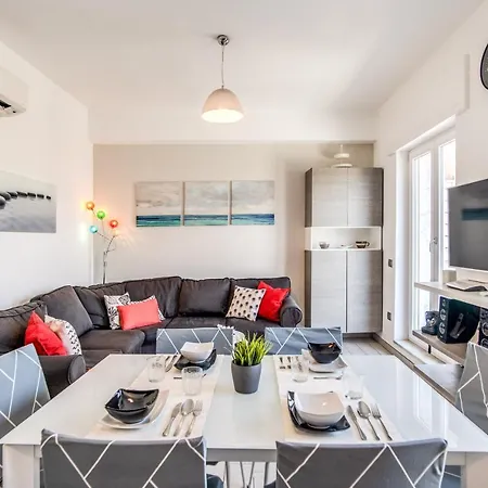 Baccus Apartment